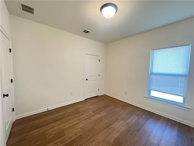 44067 Parker Blvd — Photo 8