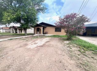 403 W 8th St, Del Rio, TX 78840