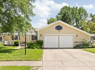 721 Pioneer Dr, Indianapolis, IN 46217