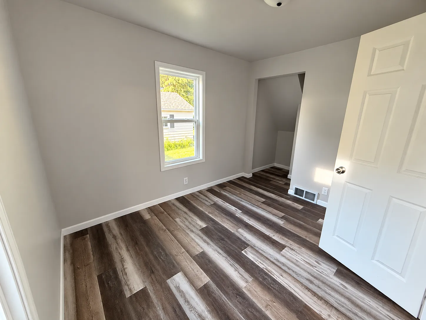 2 bed, 772 sqft, $1,000 — Photo 4