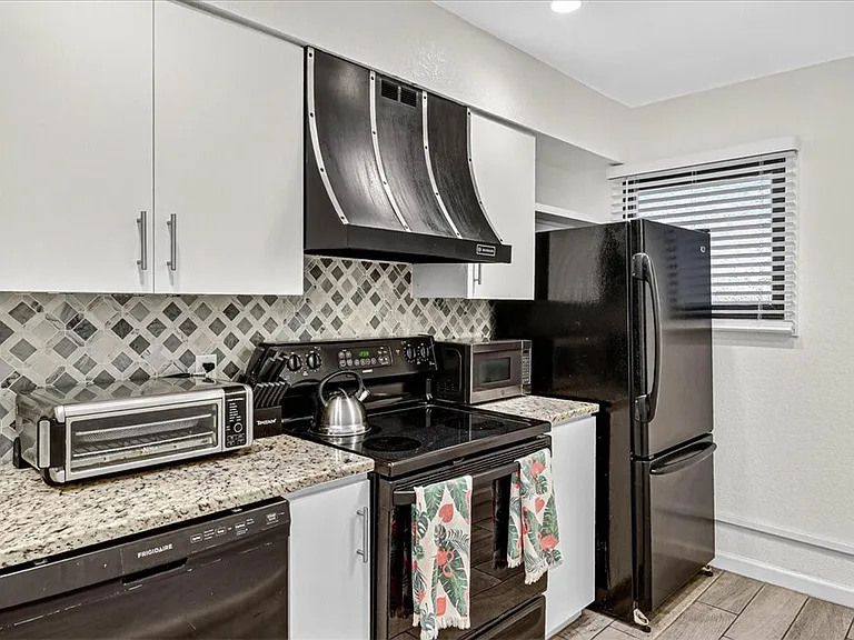 14142 E Cabana St #1A — Photo 12