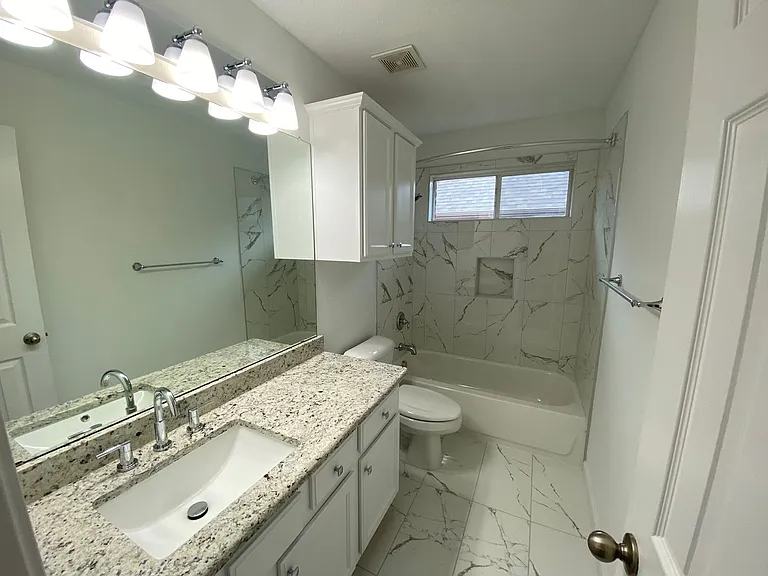 5668 Imperial Meadow Dr — Photo 32