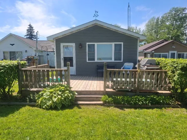 6434 West Houghton Lake Dr, Houghton Lake, MI 48629