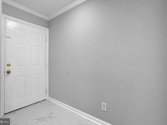 4th image of 12108 Green Leaf Ct Suite 114