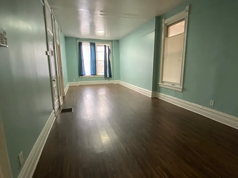 6618 S Marquette Rd #1 — Photo 2