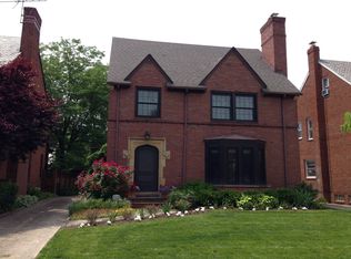 2588 Saybrook Rd, University Heights, OH 44118