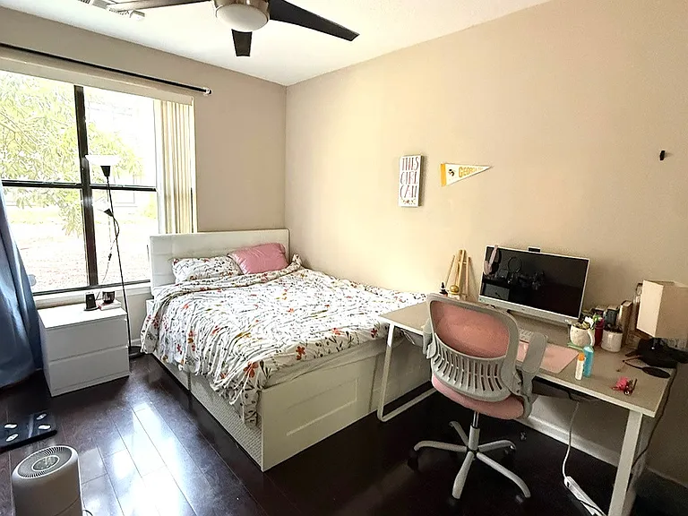 400 17th St NW #2126 — Photo 2