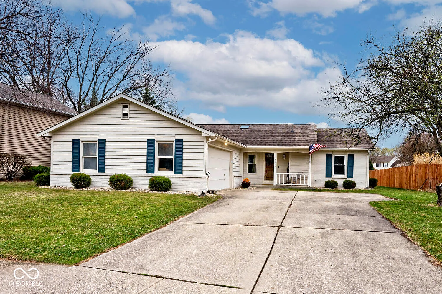 7347 Blue Creek South Dr photo 1