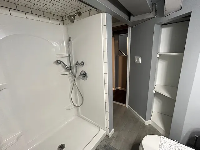 1315 N Altadena Ave — Photo 32