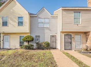 2215 Aspen Dr, Dallas, TX 75227