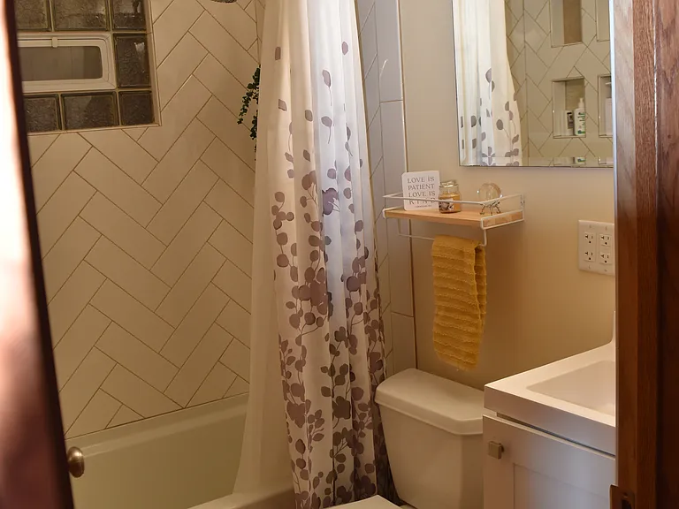 Main floor bathroom