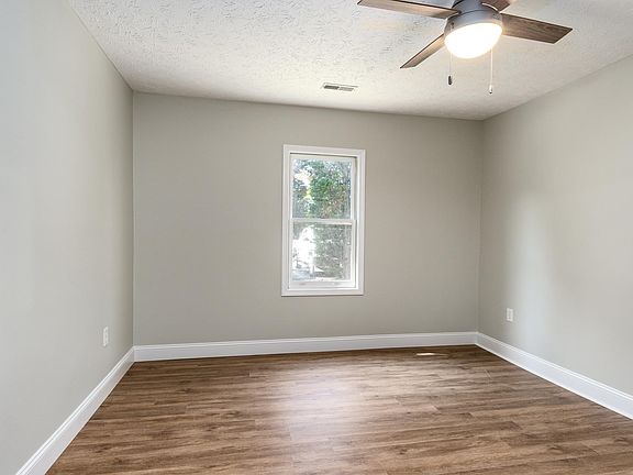 4th image of 1613 G St