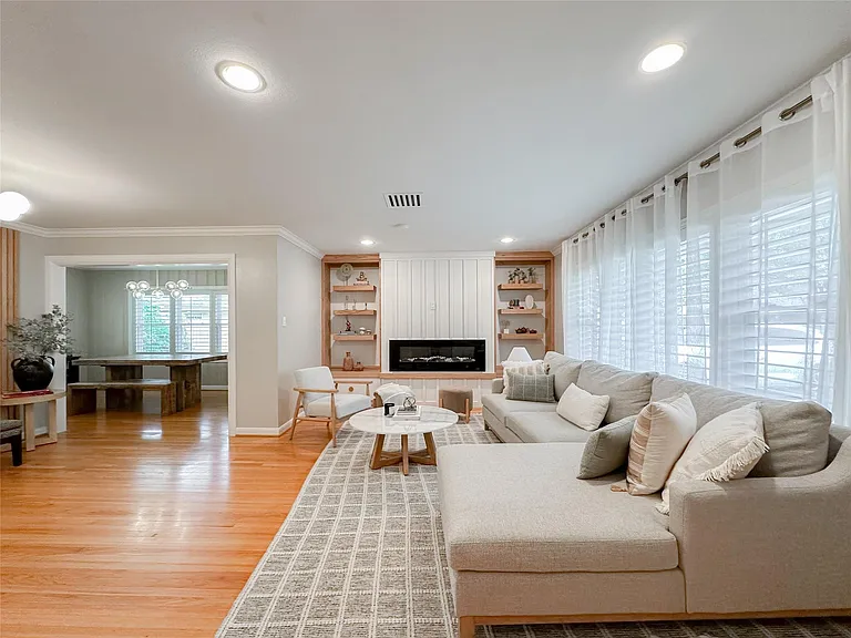 3107 Broadmead Dr — Photo 4