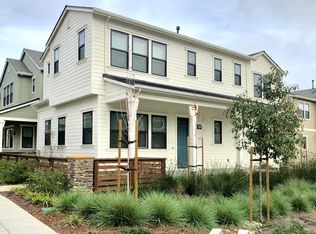 182 Athena Ct, Mountain View, CA 94043