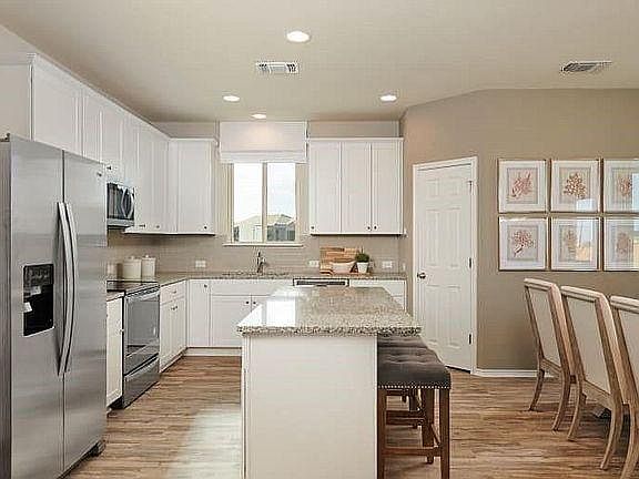 3rd image of 305 Bedford Falls Ln
