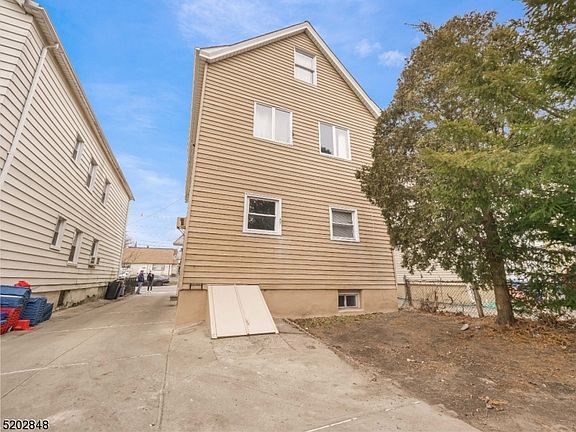 5th image of 106 Van Winkle Ave