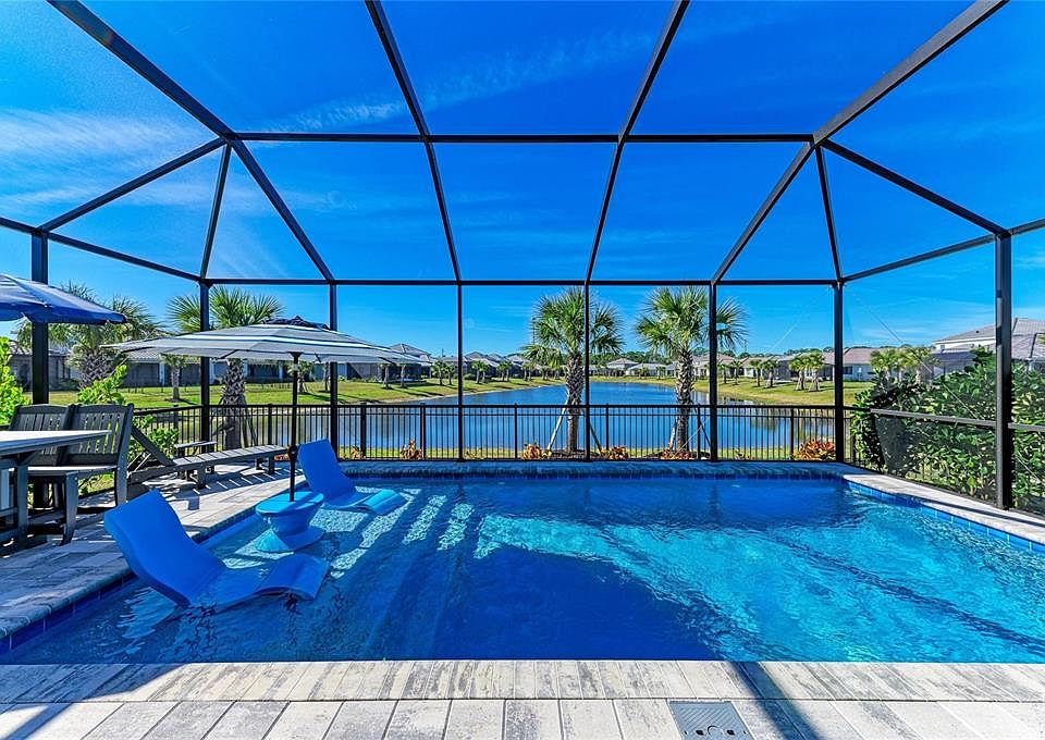 1st image of 9920 Crystal Isle Cir