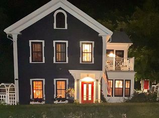 46 E Commercial St, Wellfleet, MA 02667