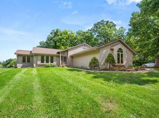 12191 231st Ave, Trevor, WI 53179