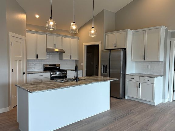 3rd image of N9246 Homestead Ln