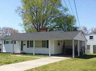 21 Oxford Rd, Newport News, VA 23606