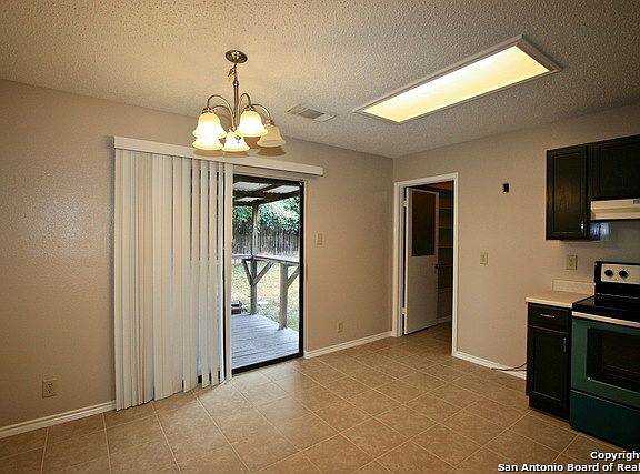 3rd image of 9721 Green Plain Dr