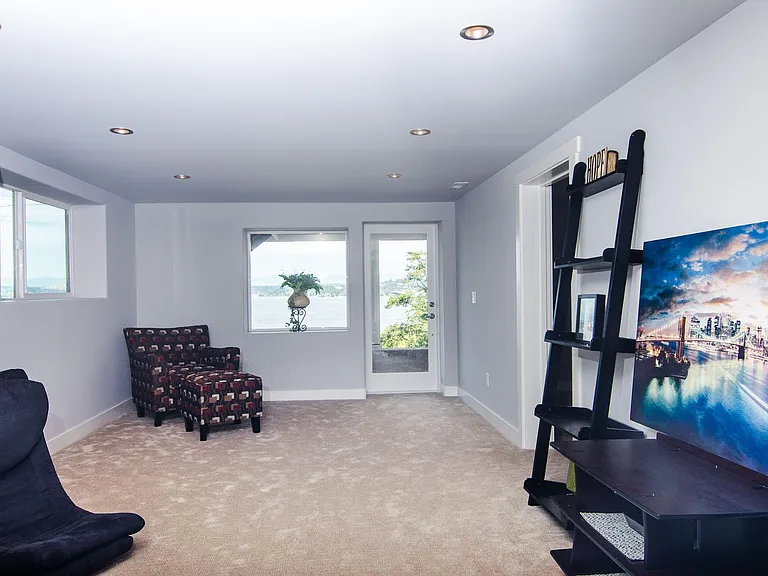 1115 Lake Washington Blvd S — Photo 13