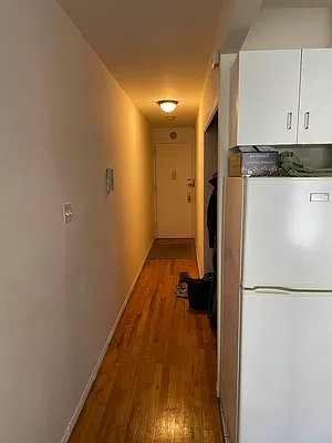 Rented by Hirsch Enterprises Incorporated | media 22