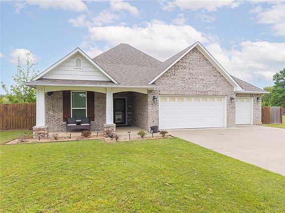 3rd image of 1234 Rosellas Way