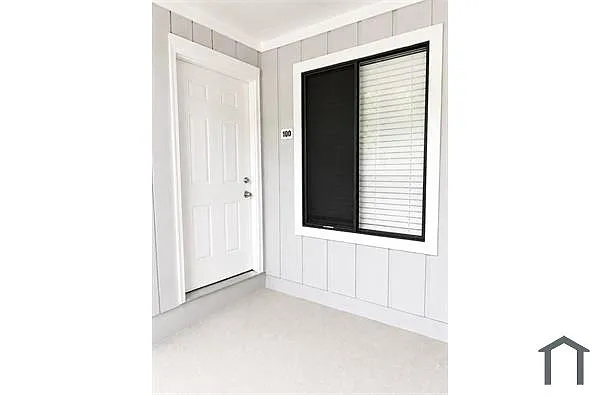 Building Photo - 100 Summerwood Dr #100