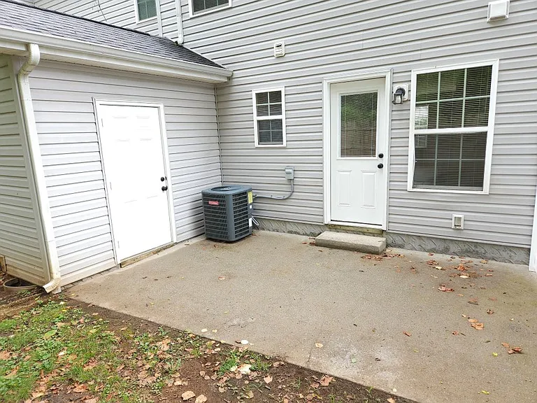 705 Crestland Ave #B-2 — Photo 10
