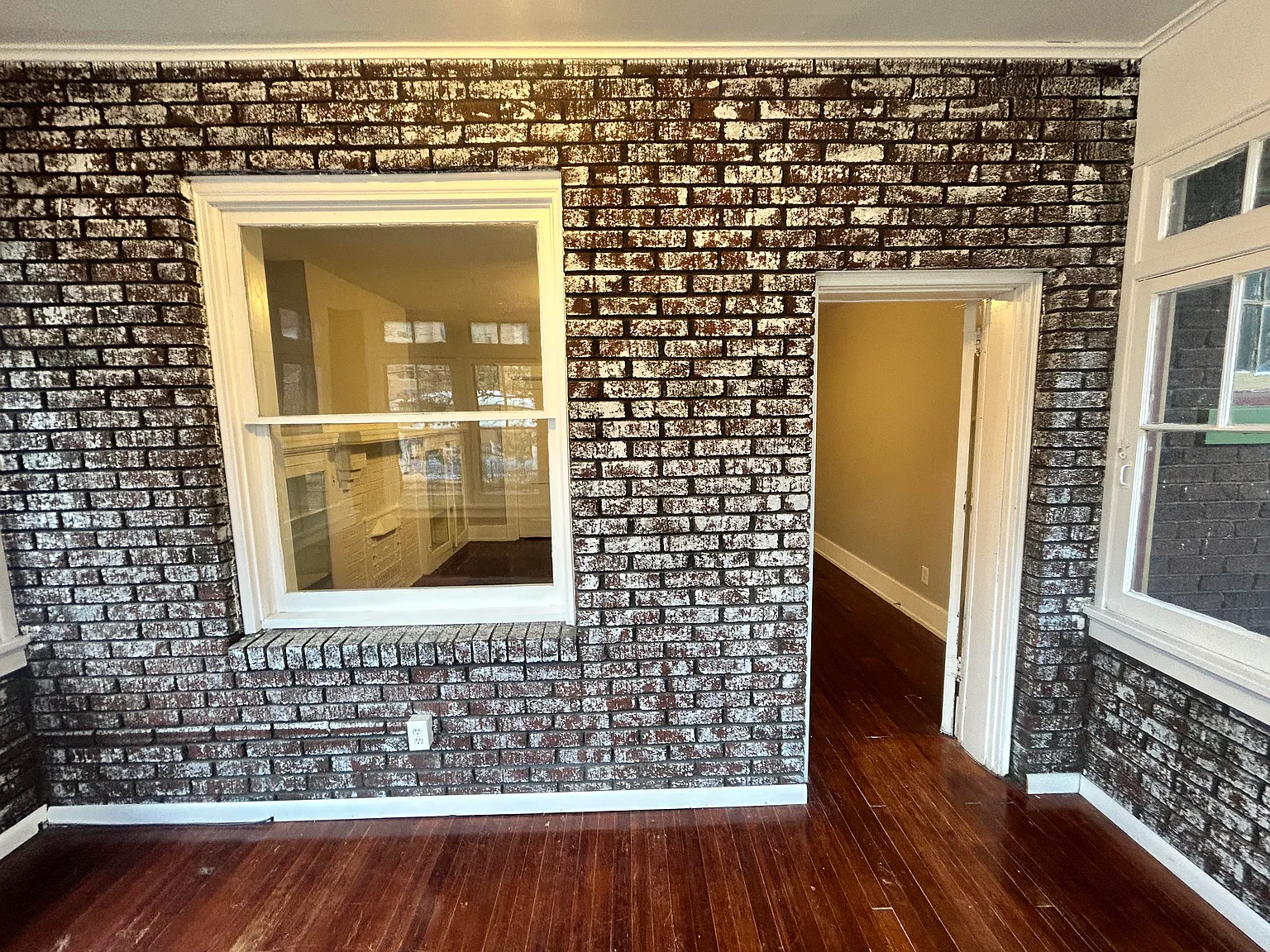 2 bed, 1300 sqft, $1,650 — Photo 3