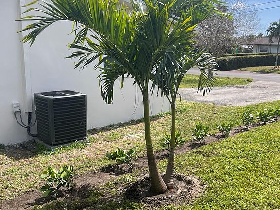 3rd image of 3070 NW 9th Ave #17777533