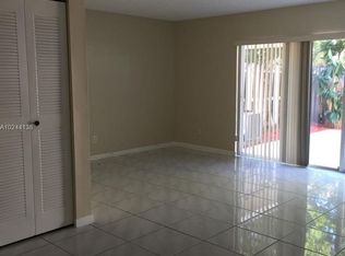 13909 SW 175th Ter, Miami, FL 33177