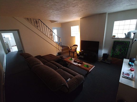 2nd image of 1322 Wightman St