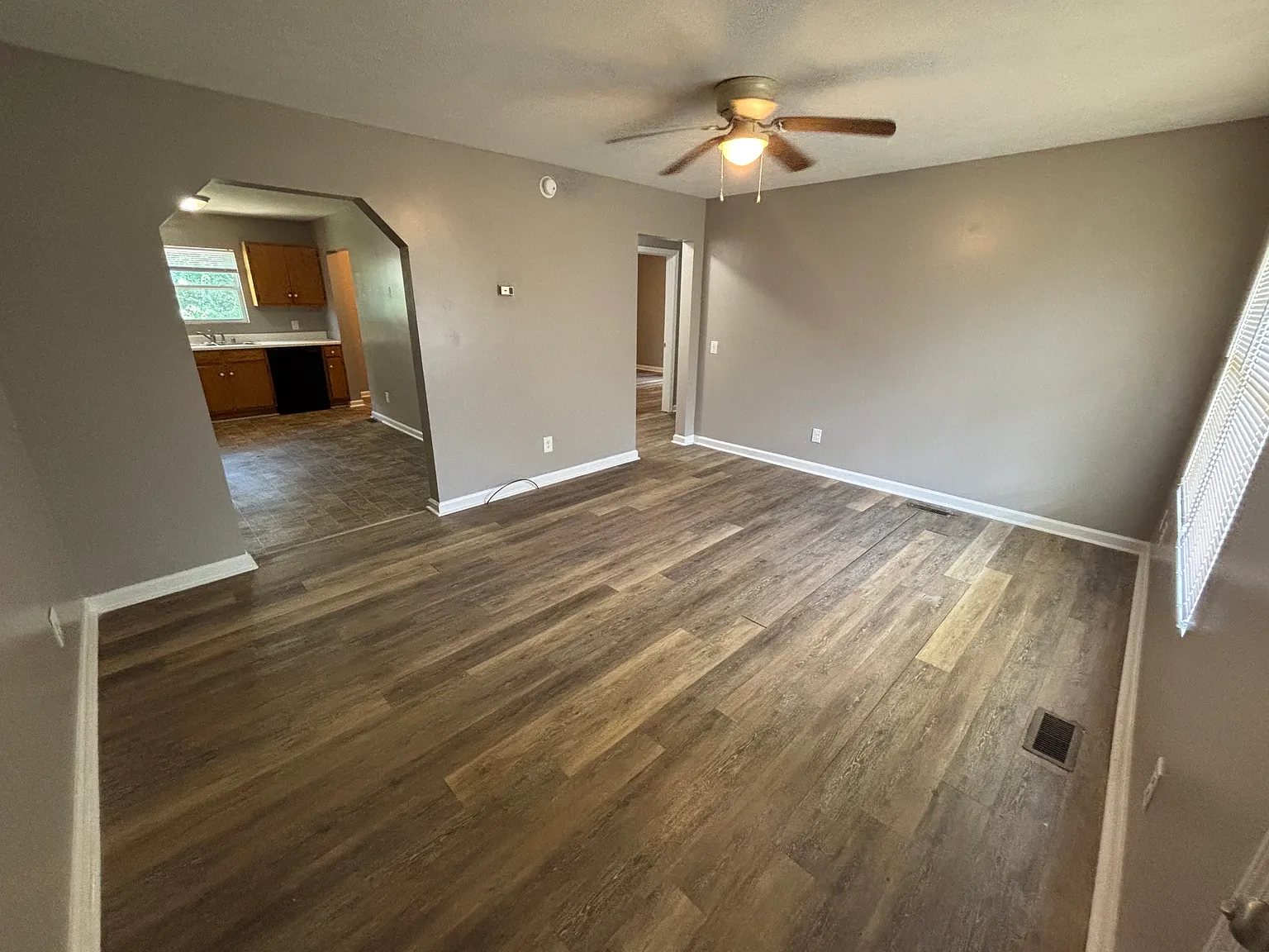 2 bed, $795 — Photo 3