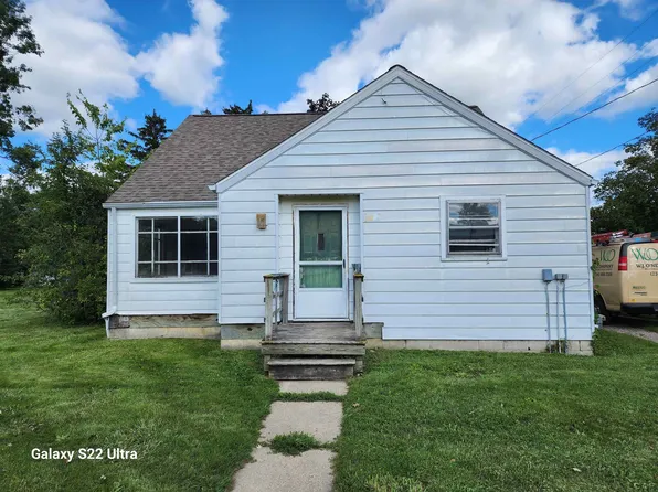433 Carey St, Deerfield, MI 49238