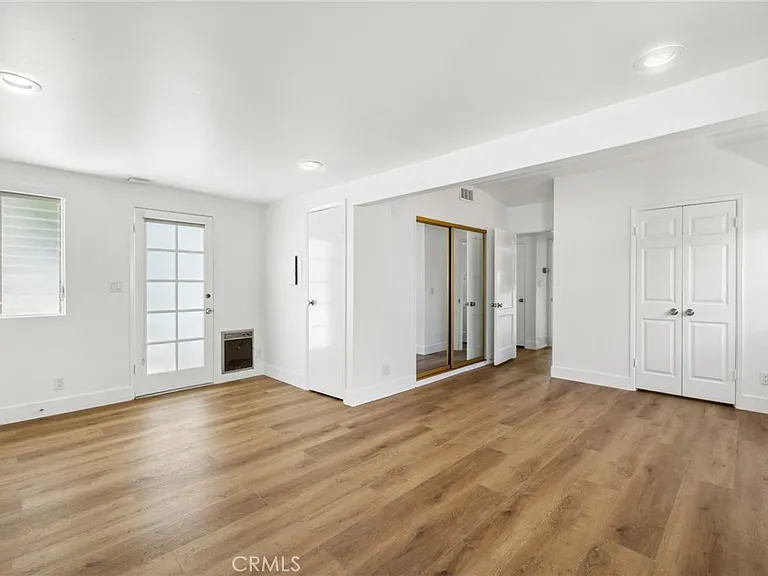 2551 Bayshore Dr — Photo 13