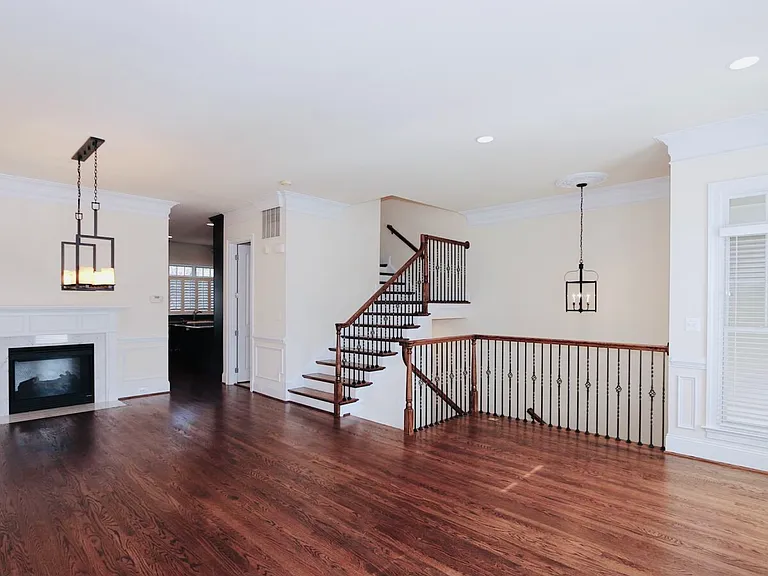 6758 Darrells Grant Pl — Photo 4