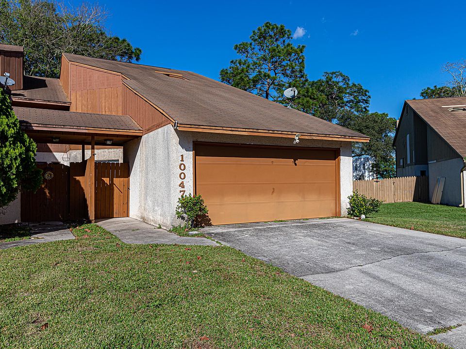 1st image of 10047 Romaine Cir N