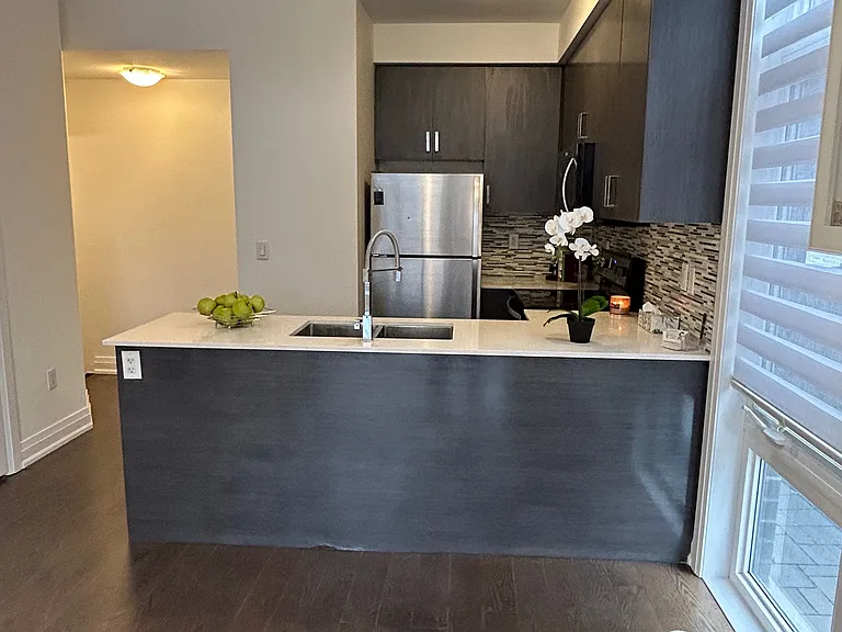 11 Eldora Ave #9 — Photo 8