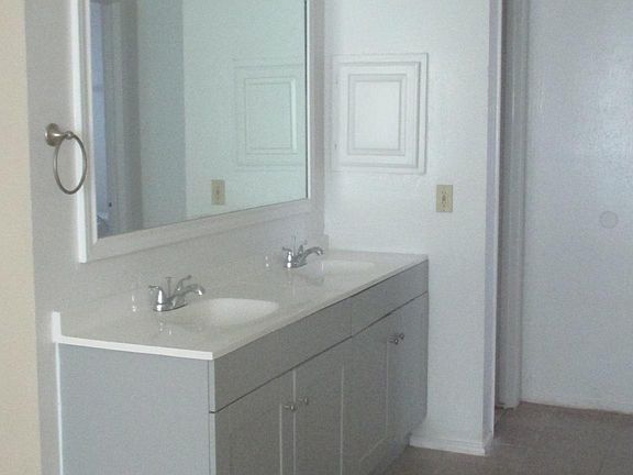 4th image of 16227 Los Altos Dr