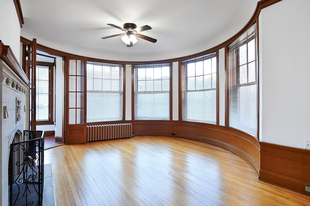 Building Photo - 1061 W Hollywood Ave #2A