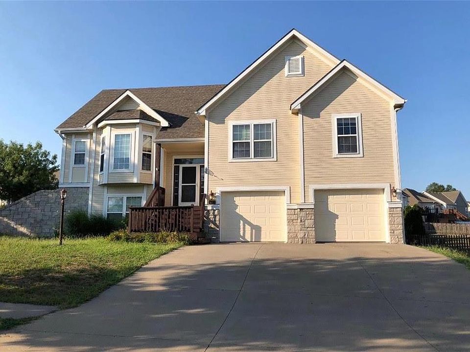 1st image of 3813 Churchill Ct