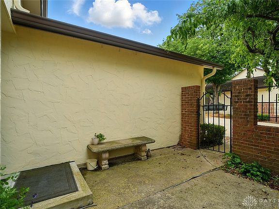 5th image of 1225 Chevington Ct