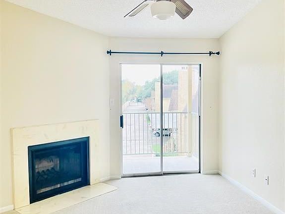 5th image of 12550 Whittington Dr #7/703