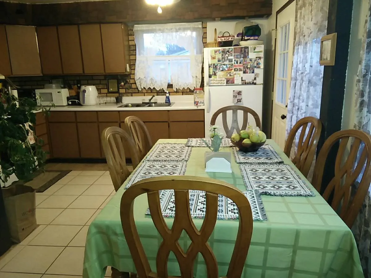 2 bed, 768 sqft, $1,400 — Photo 4