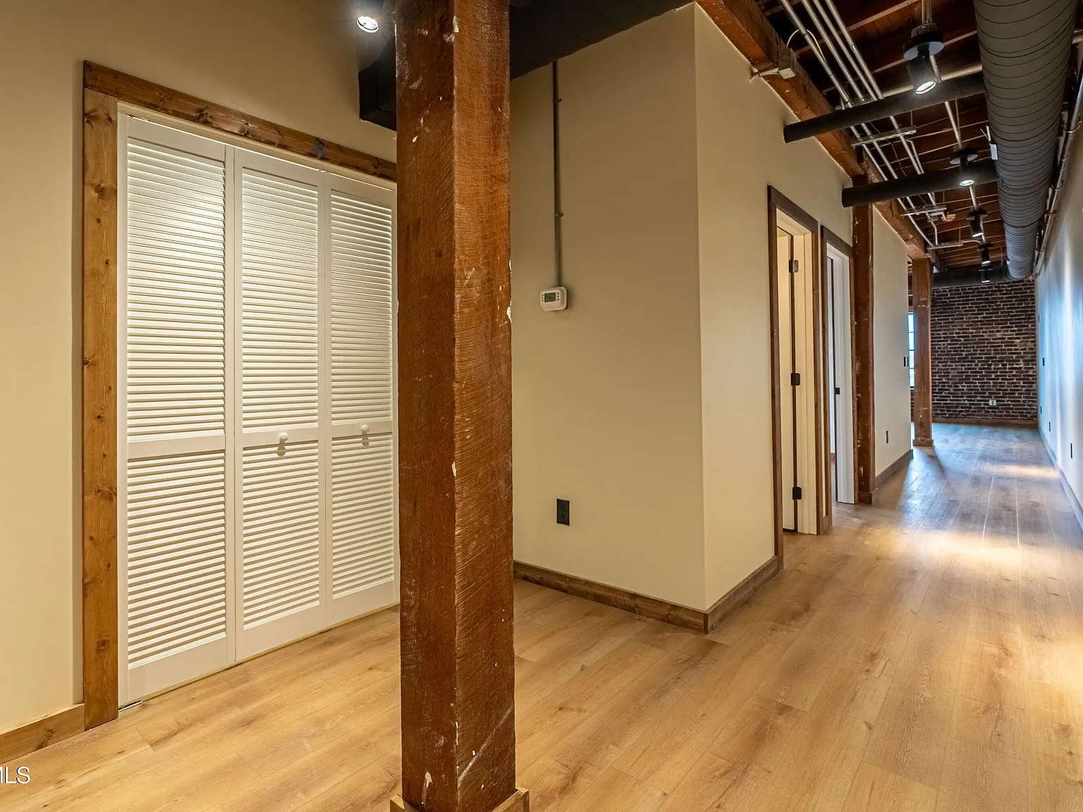 2 bed, 1247 sqft, $2,240 — Photo 2