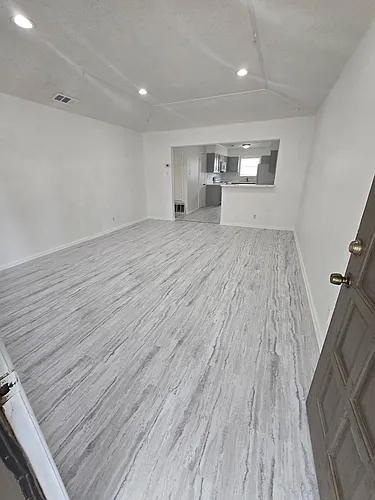 618 Chauncey Dr #4 Photo 1