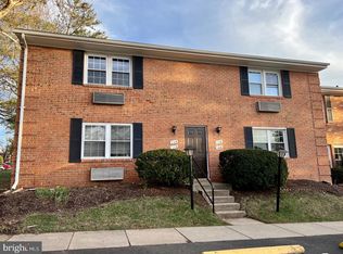 108 N Baylor Dr, Sterling, VA 20164